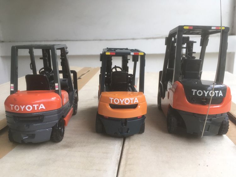 โมเดลรถยก Toyota แท้มือสอง รูปที่ 13