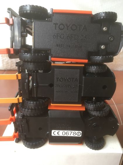 โมเดลรถยก Toyota แท้มือสอง รูปที่ 10