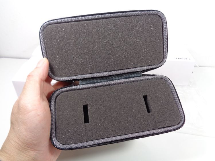 ของใหม่แท้ กล่องซิป Tag Heuer Traveler case ใส่เก็บนาฬิกาสะดวก สวยงาม รูปที่ 3