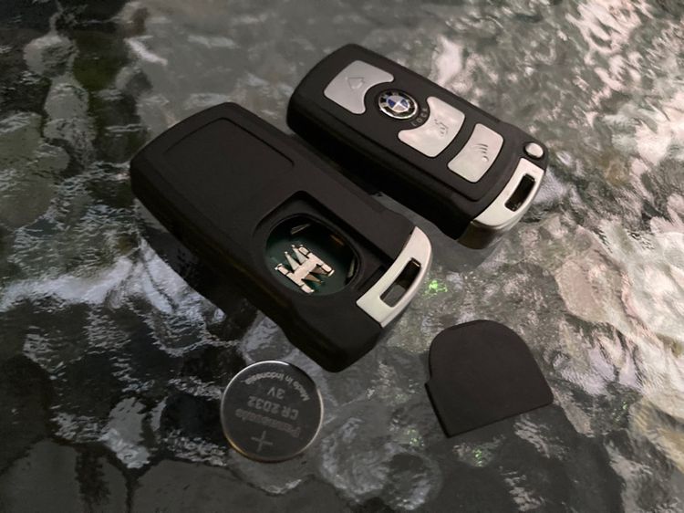 กรอบกุญแจ BMW แบตรีโมท รุ่นKeyless 3 ปุ่ม E90 E92 E93 E60 E53 E70 E83 E84 E89 4 ปุ่ม E65 E66 Series7 730Li 740Li 750Li รูปที่ 13