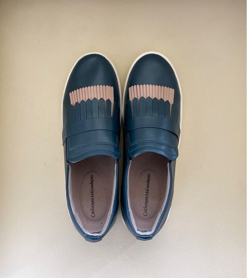 รองเท้าคัทชูหนัง Catherine Malandrino รูปที่ 4