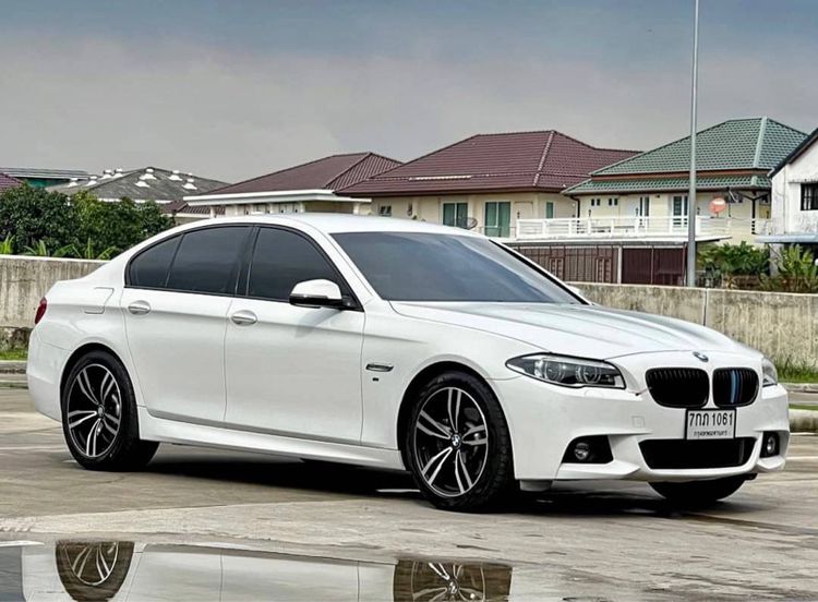 BMW Series 5 2014 525d Sedan ดีเซล ไม่ติดแก๊ส เกียร์อัตโนมัติ ขาว