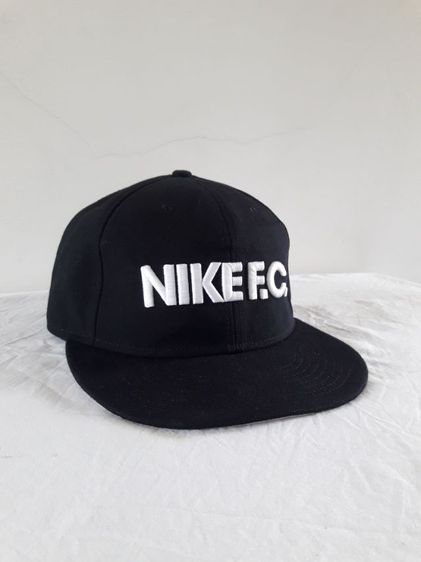 Nike F.C. snapback สีดำ ของแท้