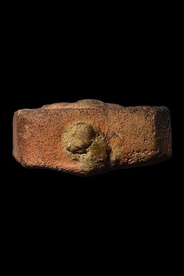 พระเก่าเนื้อดินหลวงพ่อปาน รูปที่ 3