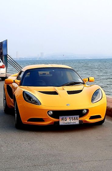รถ Lotus Elise 1.8 S สี เหลือง