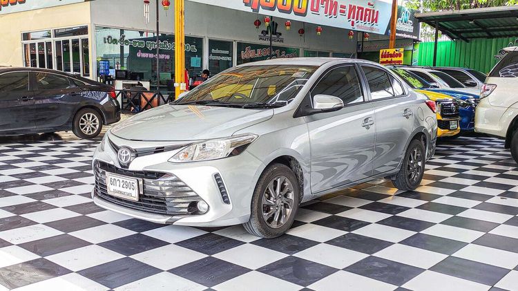 Toyota Vios 2017 1.5 E Sedan เบนซิน เกียร์อัตโนมัติ เทา