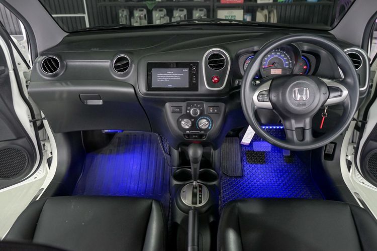 Honda Mobilio 2016 1.5 RS Sedan เบนซิน ไม่ติดแก๊ส เกียร์อัตโนมัติ ขาว รูปที่ 4