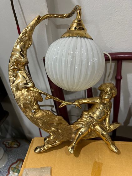 โคมไฟทองเหลืองเก่า รูปที่ 5