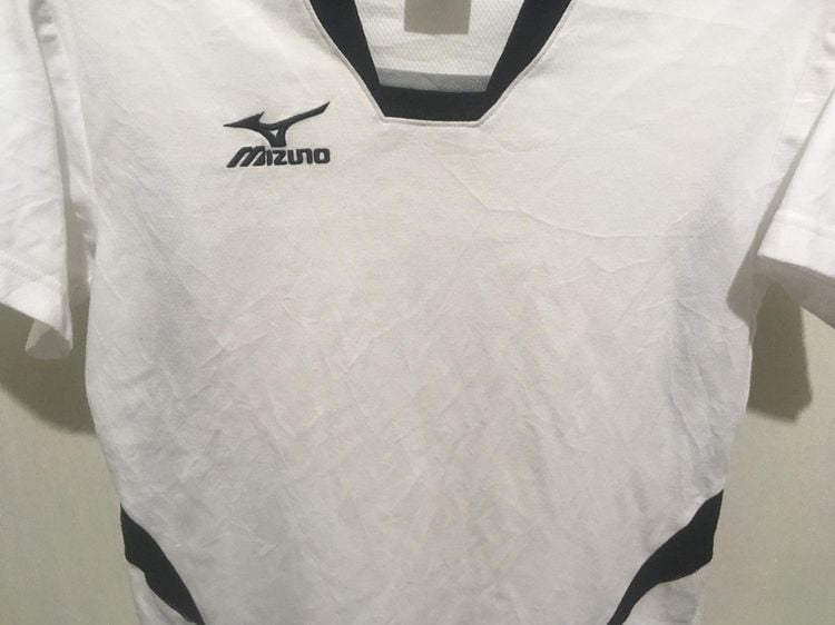 เสื้อกีฬา แขนสั้น แบรนด์ mizuno สีขาว รูปที่ 4