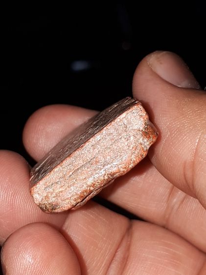 พระขุนแผนผงพรายกุมาร หลังเรียบ เนื้อแดง บล็อกแรกๆ ยุคต้น ปี 25xx เนื้อผง แห้ง เหี่ยว บล็อคชาวบ้าน หลวงปู่ทิม วัดละหารไร่ จ.ระยอง สร้างน้อย ส รูปที่ 8