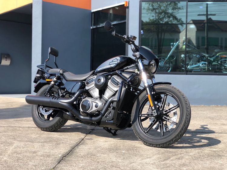 2022 Harley-Davidson® Nightster™ Vivid Black