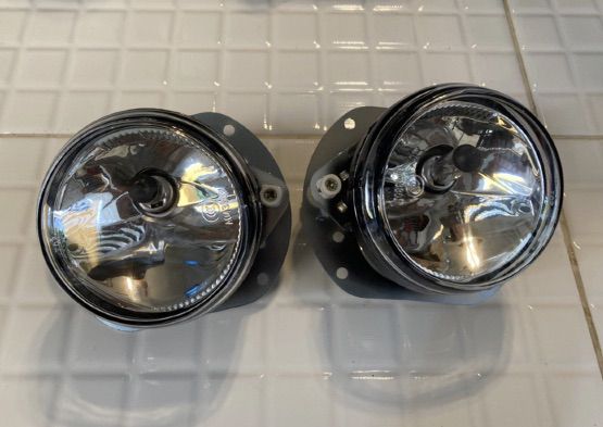 ไฟตัดหมอก ไฟเลี้ยวกระจกข้าง Sportlight กลม W204 W211 R230 R171 AMG ของใหม่  รูปที่ 4
