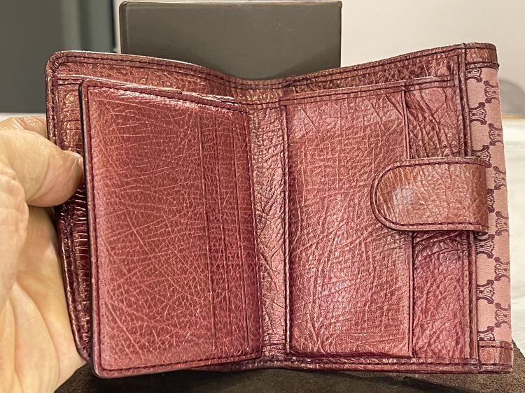 Celine แท้ กระเป๋าสตางค์ Macadam Compact Zippy สีแดง สภาพดีมี card+++ รูปที่ 3