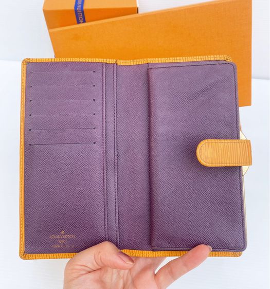 กระเป๋าเงิน Louis Vuitton Kisslock Wallet Epi Dc99 รูปที่ 2