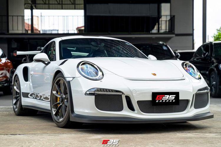 รถ Porsche 911 GT3 RS 4.0 สี ขาว