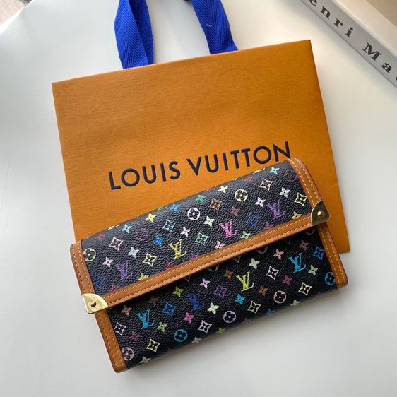 อื่นๆ หนังแท้ ไม่ระบุ หลากสี  Louis Vuitton Black Multicolor กระเป๋าสตางค์ใบยาว มัลติคัลเลอร์ แรไอเท็ม ควรเก็บ มาพร้อมถุงกระดาษของแท้ 100