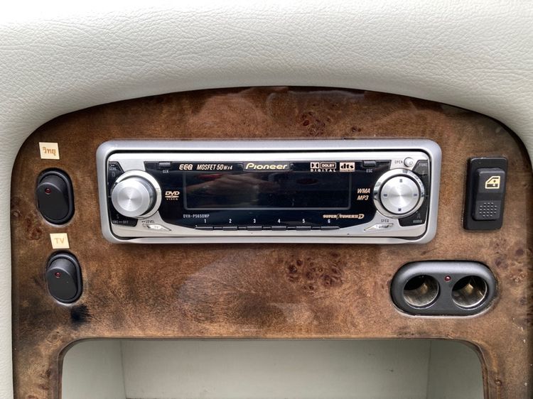 เคาท์เตอร์กั้นกลาง ตู้ Volk Caravelle Transporter พร้อมชุด Home Theater TV Slideไฟฟ้าปรับขึ้น-ลง DVD CD MP3 Pioneer รูปที่ 5
