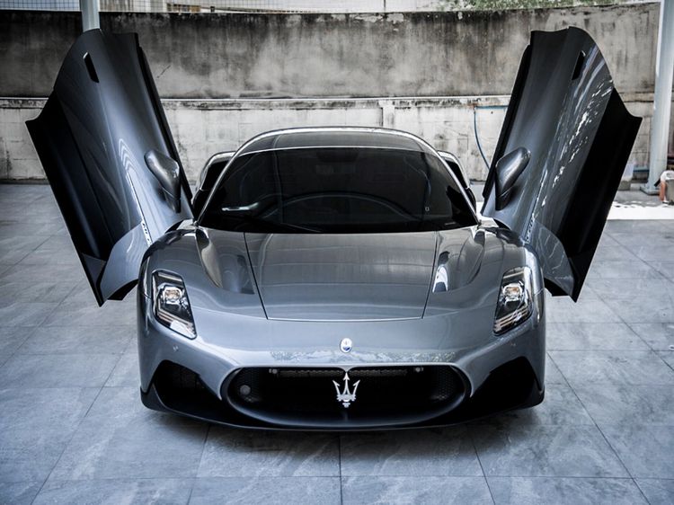 รถ Maserati รุ่นอื่นๆ รุ่นย่อยอื่นๆ สี เทา