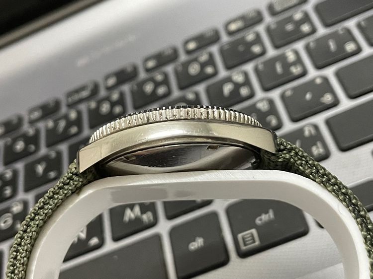 Movado Super Sub Sea 200 ดำน้ำ  รูปที่ 9