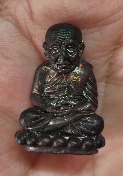 หลวงปู่ทวด รูปหล่อกริ่งนิ้วกระดก รุ่นสรงน้ำ 51 รูปที่ 2