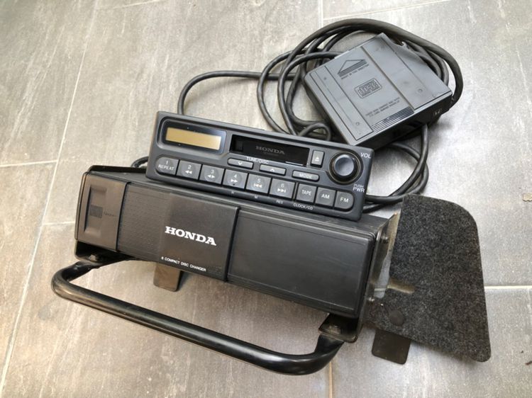 วิทยุ Honda รุ่นเก่า Classic เล่น Tape พร้อมตู้ CD 6 แผ่น AM FM คลื่นไทย รูปที่ 2