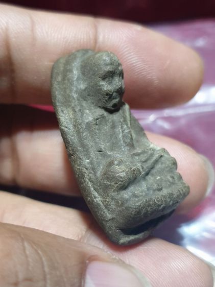 หลวงปู่ทวด พิมพ์จัมโบ้ สวยเนื้อนึดนุ่มเก่าตามสภาพ รูปที่ 8