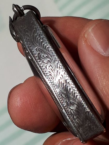 รูปเหมือนปั้มเข่ากว้างหลังเต็ม หลวงพ่อพรหม วัดช่องแค สร้างปี 2516 เนื้อทองแดง ขนาดฐานกว้างประมาณ ๒.๕ ซม สูงประมาณ ๒.๘ ซม. คมชัด ผิวพระความเ รูปที่ 3