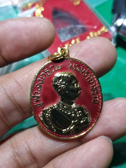 เหรียญรัชกาลที่ 5 วัดดอนจั่น อ.เมือง เชียงใหม่
ที่ระลึกวันปิยะมหาราช สมทบทุนสร้างพระเจดีย์ 700 ปี เมืองเชียงใหม่ พ.ศ.2536 รูปที่ 10