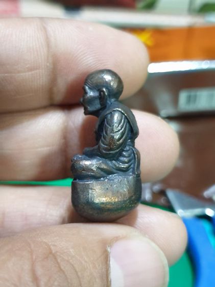 หลวงพ่อทวดลอยองค์ เบ้าทุบหล่อโบราณ  วัดในหาน พระรุ่นแรกวัดในหาน จังหวัดภูเก็ต ปี 2536  สวยเดิม พระแท้ ตอกโค้ตชัดเจน รูปที่ 12