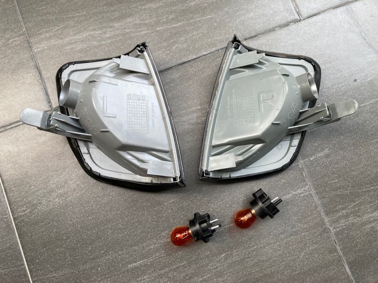 ไฟเลี้ยว ไฟมุม เบรกท้าย Benz W124 ใส่รุ่น Eหน้า และ Eหลัง ของใหม่ รูปที่ 4