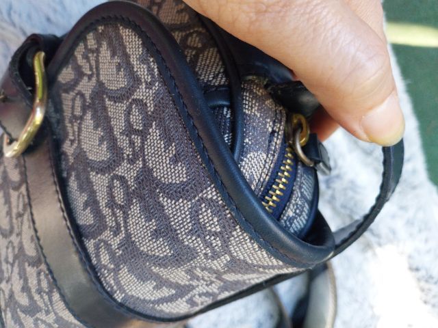 กระเป๋าChristain Dior Trotter Mini Crossbody Bag แท้มือสองน่ารักมากๆๆค่ะ รูปที่ 11