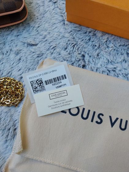 กระเป๋าLouis Vuitton  Damier  Ebene Double Zip Pochette On Chainแท้มือสองใหม่มากที่สุดน่ารักค่ะ รูปที่ 17