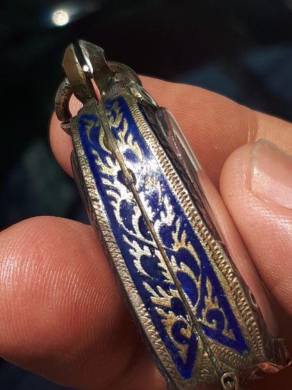 พระบาง กรุวัดพระคงฤาษี จังหวัดลำพูน เนื้อดินเผา สีพิกุล พิมพ์ คม ชัด ผิวมัน เดิมๆ พระองค์นี้สภาพสวย สมบูรณ์ เก่ามาก แท้ หายากมาก สุดๆเลย พร้ รูปที่ 4