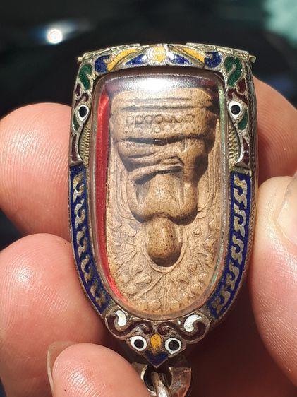 พระบาง กรุวัดพระคงฤาษี จังหวัดลำพูน เนื้อดินเผา สีพิกุล พิมพ์ คม ชัด ผิวมัน เดิมๆ พระองค์นี้สภาพสวย สมบูรณ์ เก่ามาก แท้ หายากมาก สุดๆเลย พร้ รูปที่ 5