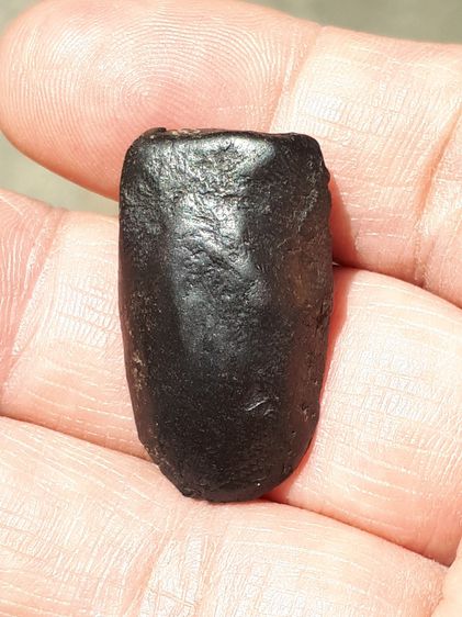 พระคง กรุวัดพระคงฤาษี จังหวัดลำพูน เนื้อดินเผา สีดำ พิมพ์ คม ชัด ผิวมัน เดิมๆ พระองค์นี้สภาพสวย สมบูรณ์ เก่ามาก แท้ หายากมากๆๆๆๆ พร้อมใบประก รูปที่ 7