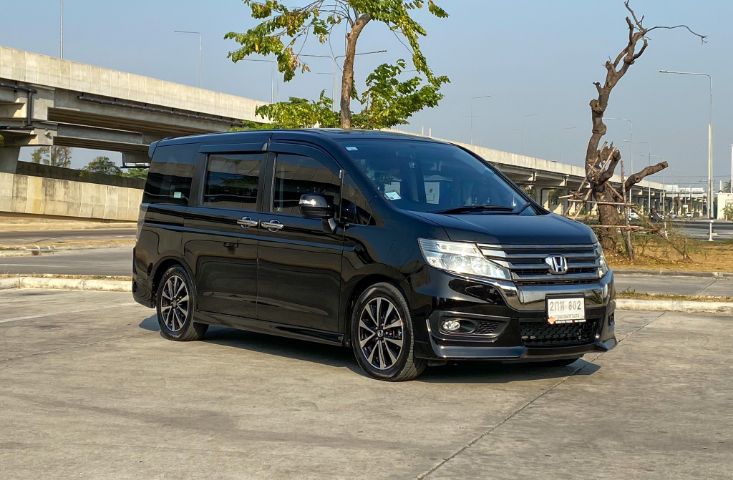 Honda Stepwagon 2014 2.0 EL Van เบนซิน ไม่ติดแก๊ส เกียร์อัตโนมัติ ดำ