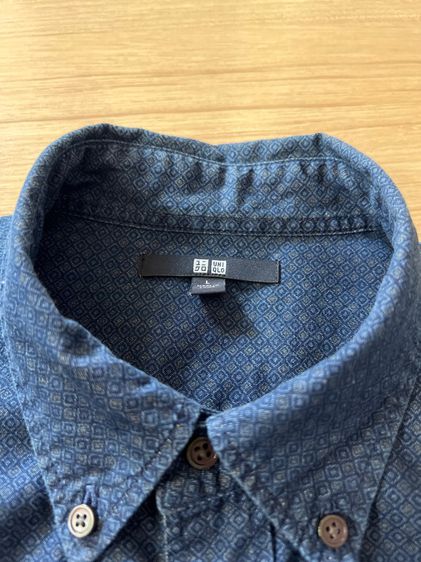 เสื้อเชิ้ต  UNIQLO รูปที่ 3