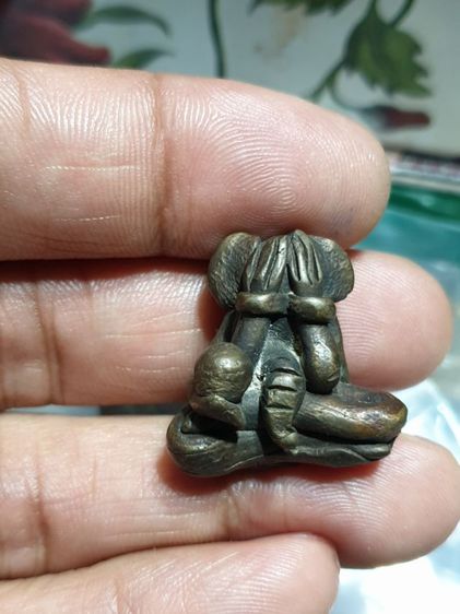 รูปหล่อพระพิฆเนศ ปิดตา พิมพ์ปั่น ไม่ตะเข็บ สวยผิวตึงแห้งเก่าตามอายุ พระแท้ พระสายใต้ ไม่ทราบวัดปีที่ออกเก่าตามอายุ  รูปที่ 4