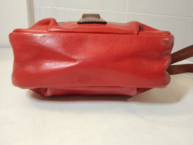 กระเป๋าหนัง Dooney Bourke 1975 Small Flap Crossbody สีแดง ส่งฟรี รูปที่ 5