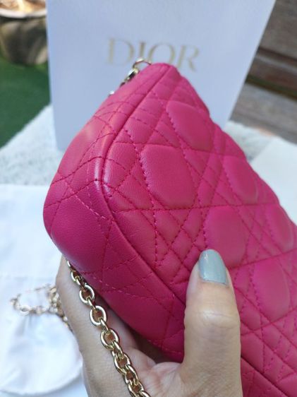 กระเป๋าChristian Dior miss dior fuchsia cannage quilted lamskin สีสวยน่ารักหายากมากค่ะ รูปที่ 8