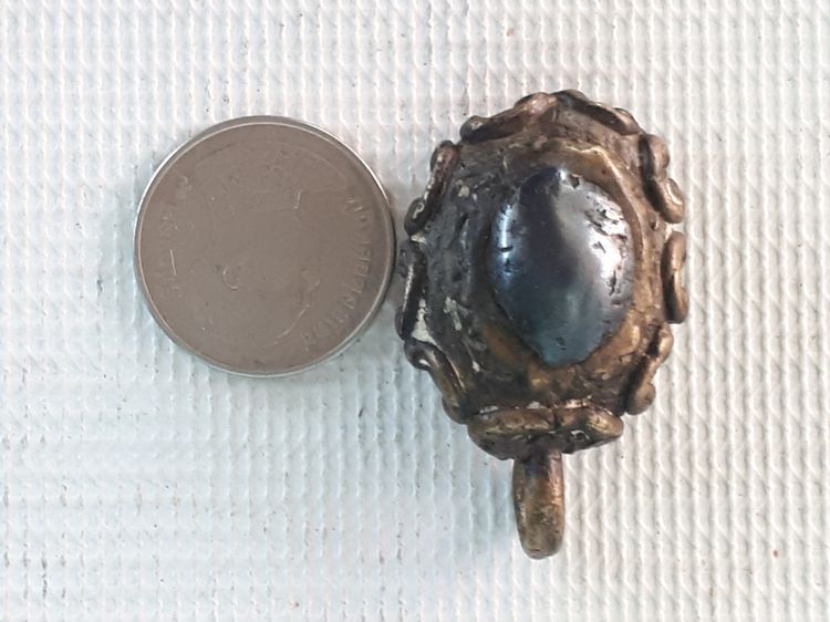 เหรียญหล่อโบราณ หลวงพ่ออิ่ม วัดหัวเขา จ.สุพรรณบุรี ฝังหัวเมฆพัตร เนื้อทองผสม ปี 244x ยุคต้น ขนาดพอสวย มีน้ำหนัก เนื้อหาจัดจ้านมันมากๆ เก่า แ รูปที่ 8