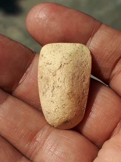 พระกรุวัดพลับ พิมพ์สมาธิ มีคราบกรุ เนื้อผง สีขาวอมเหลือง เนื้อแห้ง แตกลาน เป็นธรรมชาติ สมบูรณ์ แท้ดูง่าย เนื้อจัดมาก มีคราบเก่า แท้ หายาก รูปที่ 7