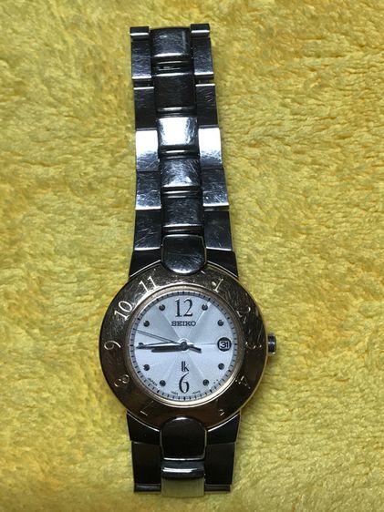 นาฬิกาหญิงสองกษัตริย์หน้ามุก SEIKO สายยาวสภาพดี รูปที่ 2
