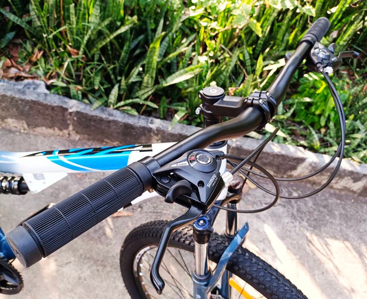 จักรยานเสือภูเขาว มีโช๊คหน้า+กลาง ดาวฮิลล์ ฟูลซัส ดีไซน์สวยงาม โดดเด่น ปี 2023  เฟรมเหล็ก Hiten แข็งแรง แน่นหนา เกียร์ ชิมาโน 21 สปีด สายเบร รูปที่ 14