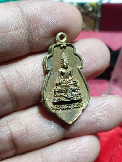 เหรียญหลวงพ่อวัดบ้านแหลม ปี39 พระดีแท้ปีลึก สภาพสวย รูปที่ 8