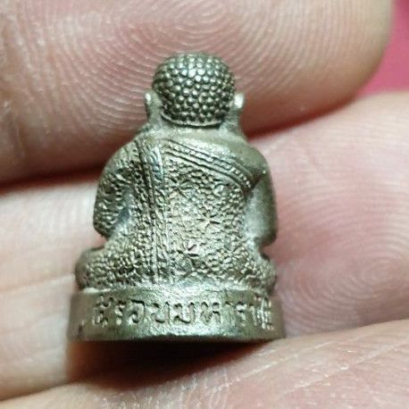 รูปหล่อพระสังกัจจายน์ 5 รอบมหาราชินี กรุงเทพ ปี 2535 เนื้อนวะโลหะ แก่เงิน ตอกโค้ด รูปที่ 3