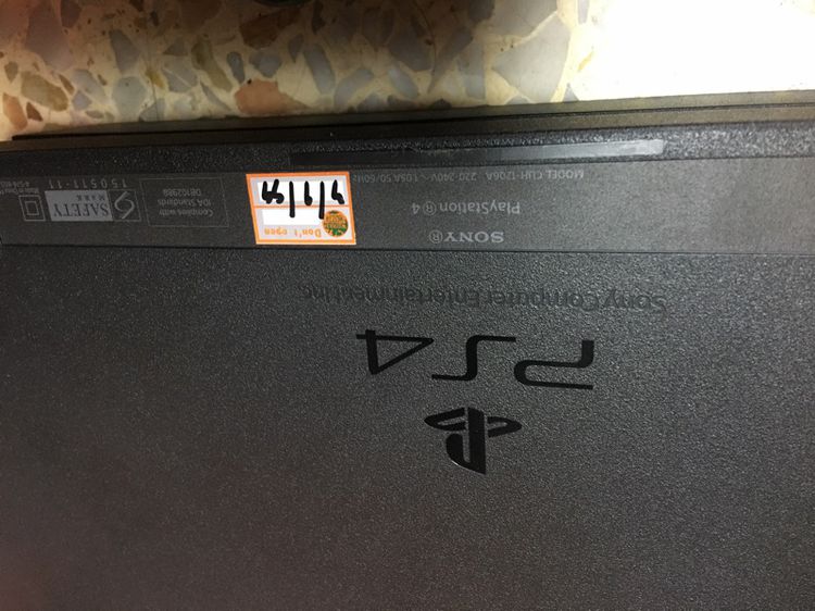 เครื่องเล่นเกม Sony PlayStation ps4 HDD500gb สภาพดีมีจอยไร้สายหนึ่งตัวของแท้พร้อมใช้งาน เวอร์ชั่น 8.5 รูปที่ 4