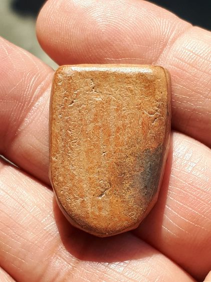 พระซุ้มกอ พิมพ์กลาง มีลายกนก กรุทุ่งเศรษฐี จ.กำแพงเพชร เนื้อดิน เนื้อเนียนละเอียด มวลสารลอย แห้ง เหี่ยว ยุบย่น สีพิกุล สีซีด พระหนาตัดขอบอย่ รูปที่ 8