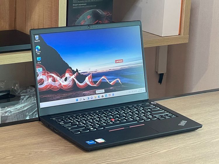 Lenovo ThinkPad E14 Gen 4 Corei7-1255U RAM16GB SSD512GB Win 11 Pro เครื่องโชว์อุปกรณ์ครบกล่อง รูปที่ 3