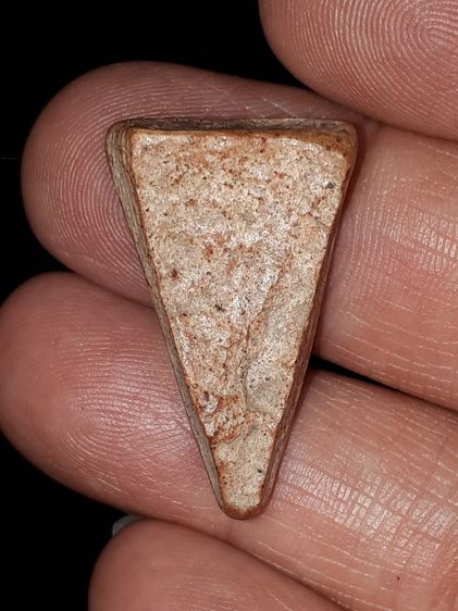 พระผงสุพรรณ เนื้อดินเผา พิมพ์หน้าแก่ กรุวัดมหาธาตุ สุพรรณบุรี รุ่นแรก หลังลายนิ้วมือ ผิวมัน แห้งเหี่ยว องค์นี้เป็นพระหนา ผิวมัน เงา เดิมๆ เก รูปที่ 8